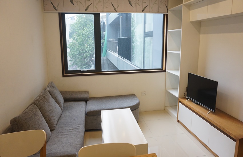 Balcony apartment for rent with 01 bedroom in Tay Ho, Tay Ho