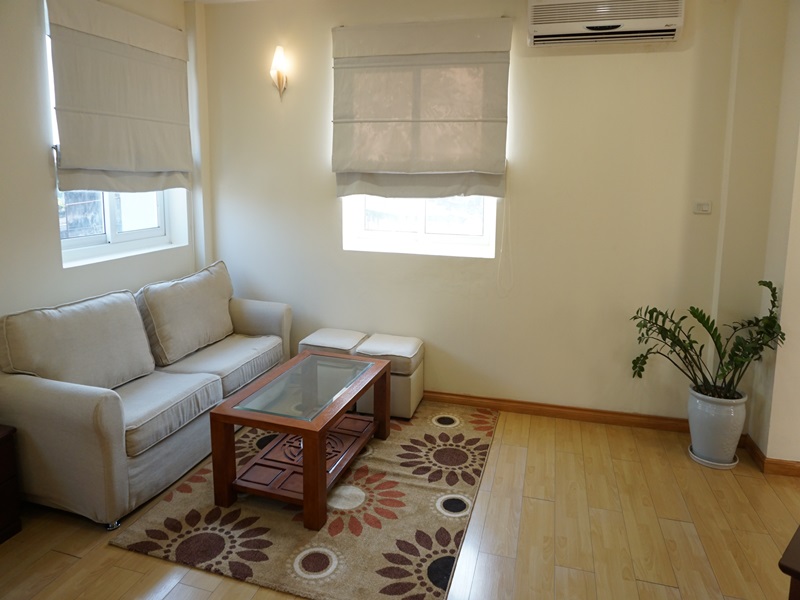 Bright apartment for rent with 02 bedroom in Hai Ba Trung district