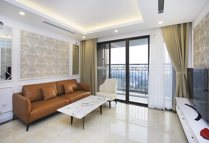 Balcony apartment for rent with 02 bedrooms in D'Le Roi Soleil on Dang Thai Mai, Tay Ho
