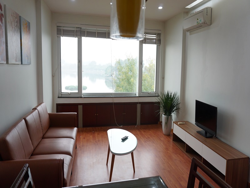 Lake view 01 bedroom apartment for rent in Truc Bach, Ba Dinh