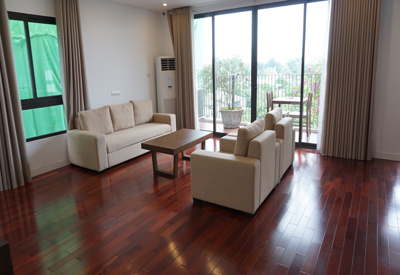 Lake view, Balcony apartment for rent with 03 bedrooms in Dang Thai Mai, Tay Ho