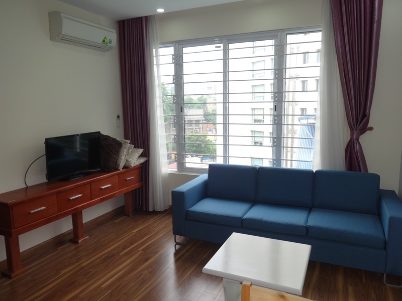 Balcony 01 bedroom apartment for rent in Phan Huy Chu, Hoan Kiem