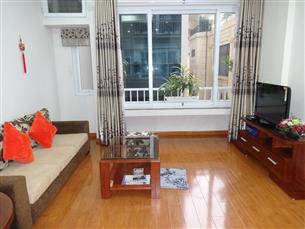 Balcony apartment with 01 bedroom, fully furnished for rent in Lieu Giai, Ba Dinh