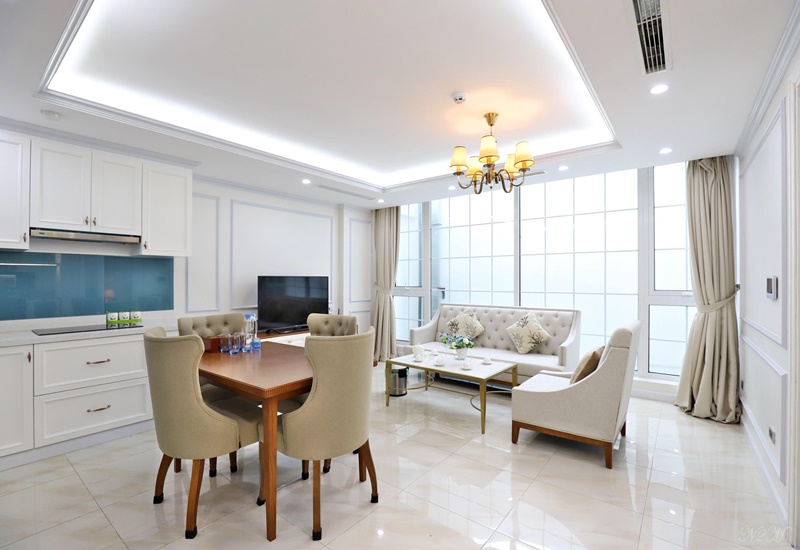 Nice 02 bedroom apartment for rent in Nguyen Du, Hoan Kiem