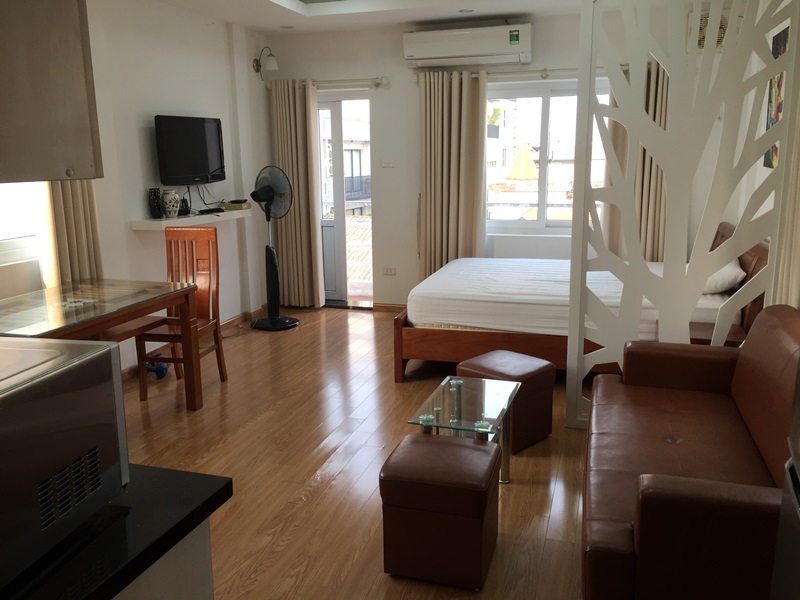 Nice studio with 01 bedroom for rent in Tu Hoa, Tay Ho