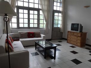 Nice 02 bedroom apartment for rent in Hai Ba Trung district, near Vincom Tower