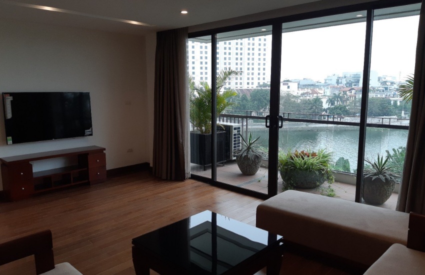 Lake view, balcony apartment for rent with 02 bedrooms on Xuan Dieu, Tay Ho