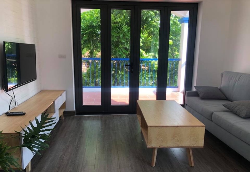 Cheap apartment for rent with 03 bedrooms in Ngoc Thuy, Long Bien