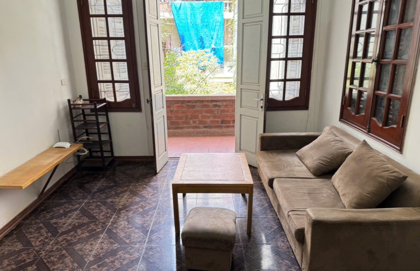 Balcony apartment for rent with 01 bedroom in Thuy Khue, Ba Dinh