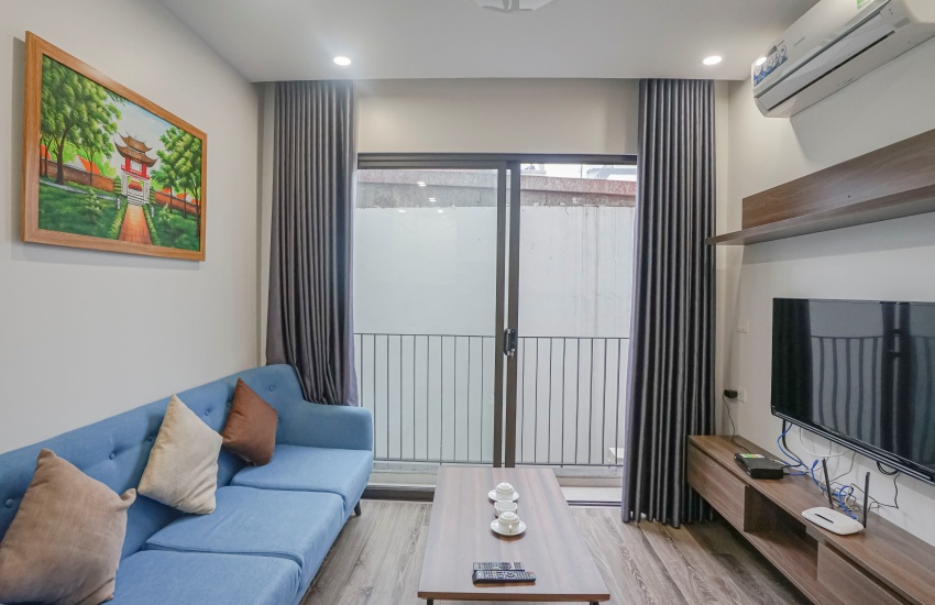 Balcony apartment for rent with 01 bedroom in Tay Ho str, Tay Ho