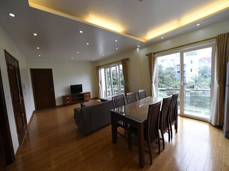 Lake view, balcony apartment for rent with 02 bedrooms in Yen Phu village, Tay Ho