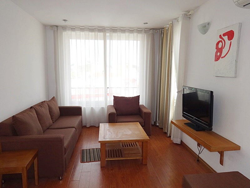 Balcony apartment for rent with 01 bedroom in Ngoc Ha, Ba Dinh