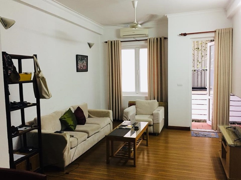 Balcony 01 bedroom apartment for rent in Tu Hoa, Tay Ho