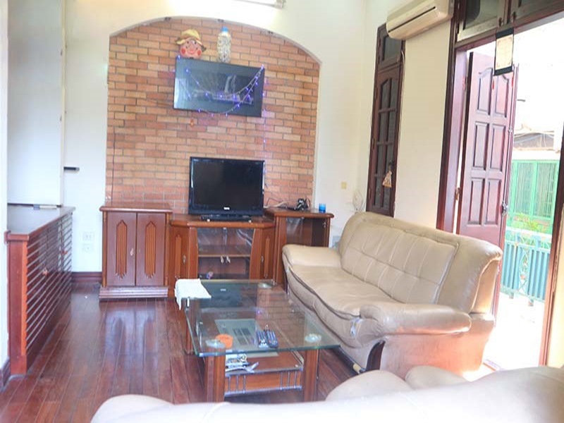 House for rent with 05 bedrooms in Van Cao, Ba Dinh