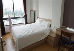Lake view apartment for rent with 02 bedrooms in Ho Ba Mau, Dong Da
