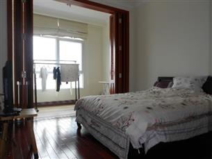 Nice apartment for rent with 02 bedrooms in THE GARDEN BUILDING in Me Tri, Ha Noi