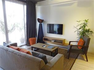 Nice serviced apartment with 02 bedrooms for rent in Ba Dinh