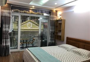 Balcony studio for rent with 01 bedroom in Kim Ma, Ba Dinh