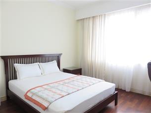 Nice serviced apartment with 02 bedrooms for rent in Hai Ba Trung district