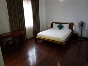Big balcony 01 bedroom apartment for rent in Hoan Kiem
