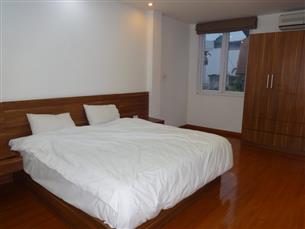 Balcony apartment for rent, 01 bedroom, full furnished in Au Co, Tay Ho