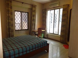 Balcony apartment with 01 bedroom for rent in Tran Phu, Ba Dinh