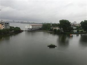 Lake view 01 bedroom apartment for rent in Tay Ho, fully furnished
