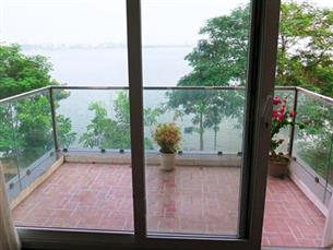 Lake view, 03 bedroom serviced apartment for rent in Ve Ho, Tay Ho