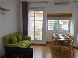 Balcony nice studio apartment for rent in Doi Can, Ba Dinh