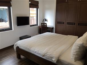 Nice apartment with 02 bedrooms for rent in Tran Quoc Hoan, Cau Giay