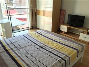 Apartment for rent with 01 bedroom in Lang ha, Ba Dinh