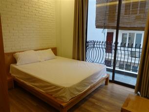 Balcony apartment with 01 bedroom for rent in Vong Thi str, Tay Ho