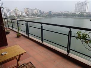 Lake view serviced apartment for rent with 02 bedrooms in Xuan Dieu,Tay Ho