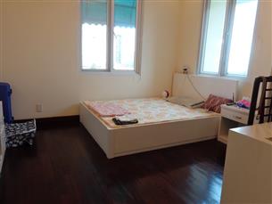 Big balcony apartment with 01 bedroom for rent in Hoan Kiem