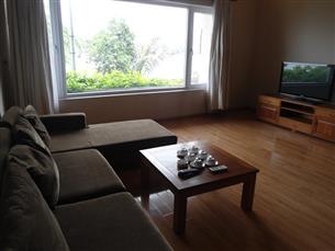 Lake view apartment for rent with 02 bedrooms in Xuan Dieu, Tay Ho