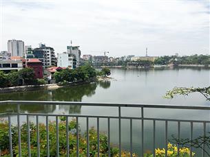 Lake view, balcony apartment studio with 01 bedroom for rent in Truc Bach, Ba Dinh