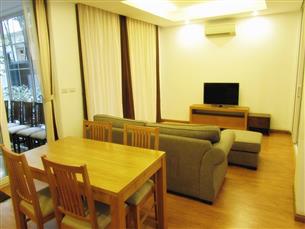 Nice 02 bedroom apartment for rent in Tay Ho