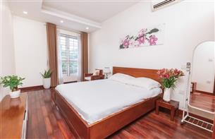 Apartment for rent with 01 bedroom in Truc Bach, Ba Dinh