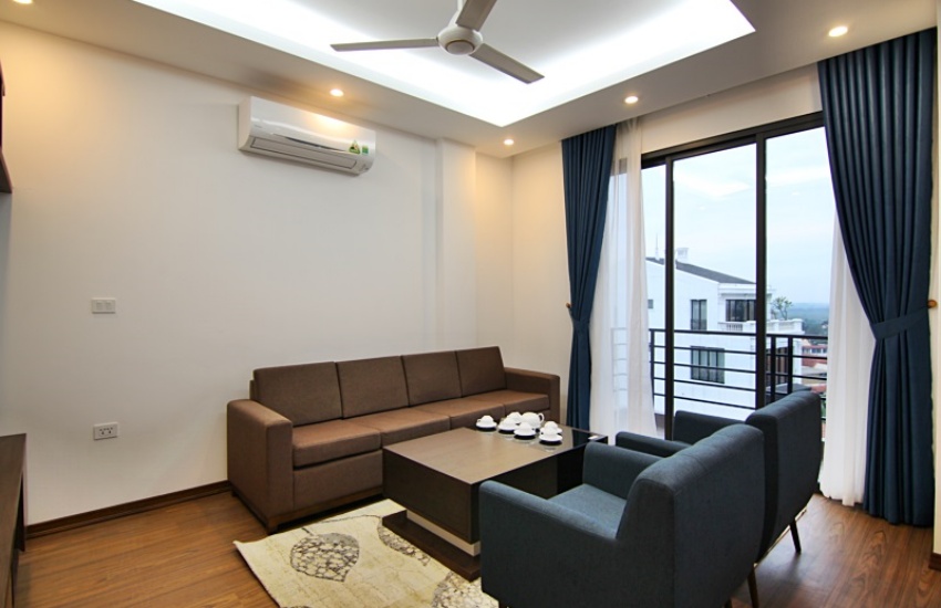 Balcony apartment for rent with 02 bedrooms on To Ngoc Van, Tay Ho